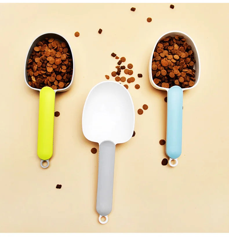 Premium Pet Food Scoop with Clip – Portable Measuring Scoop for Dog & Cat Food