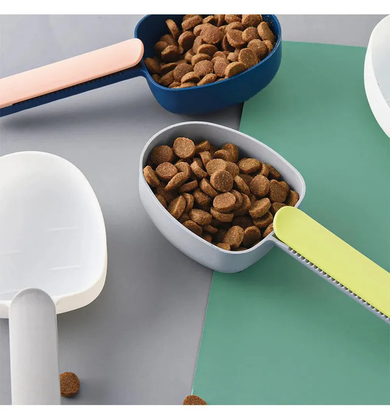 Premium Pet Food Scoop with Clip – Portable Measuring Scoop for Dog & Cat Food
