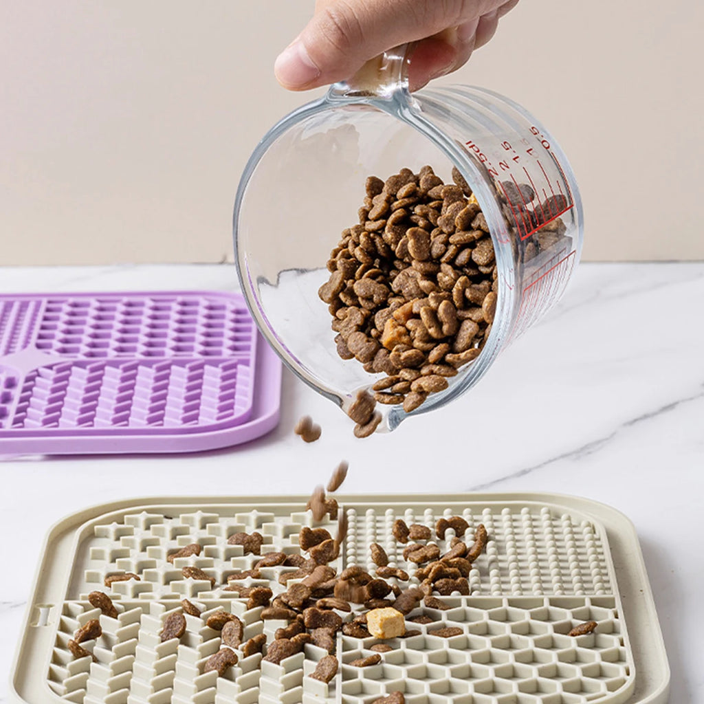 Silicone Lick Mat for Dogs & Cats – Slow Feeder Feeding Mat for Treats, Wet & Dry Food