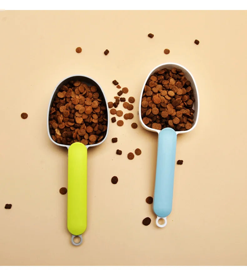 Premium Pet Food Scoop with Clip – Portable Measuring Scoop for Dog & Cat Food