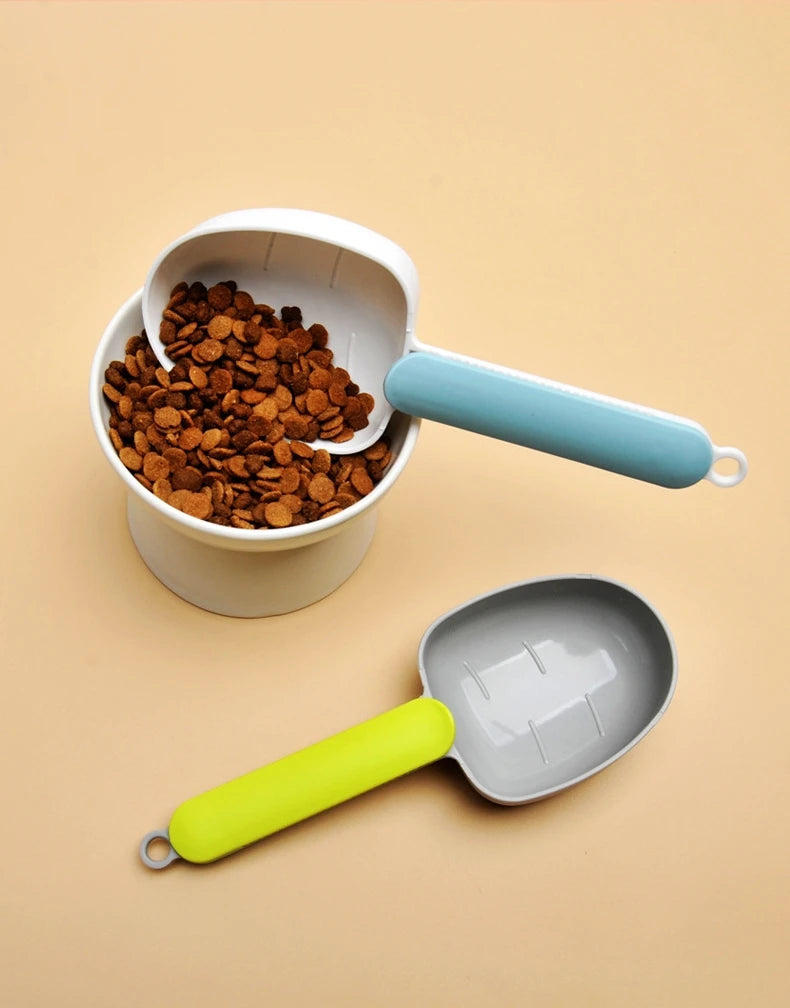 Premium Pet Food Scoop with Clip – Portable Measuring Scoop for Dog & Cat Food